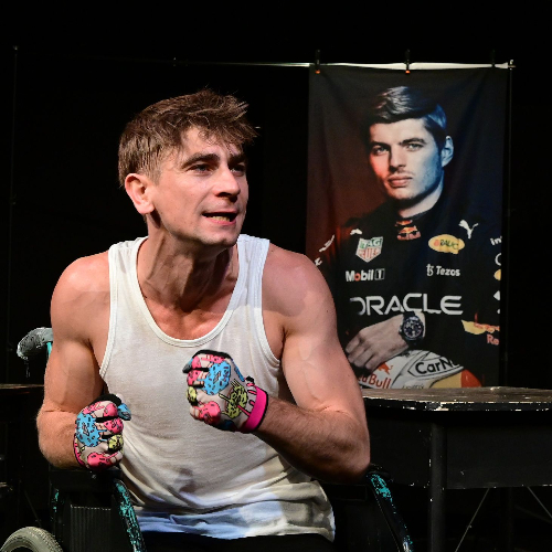 Zemlényi Zoltán Hoppárézimi című könyvéből készült darabot is műsorra tűzik a két ünnep között a Móricz Zsigmond Színházban