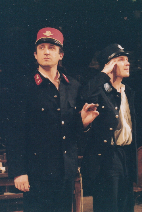 Szigorúan ellenőrzött vonatok